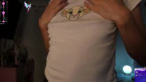 Snapshot of ari_sweet1 chatting on December 18, 5:48 am Ari online show from December 18, 5:48 am