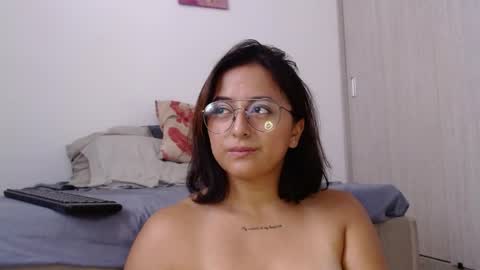 AriaBronw online show from June 3, 2:33 pm