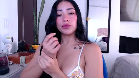 Aria Castelli online show from May 26, 2:57 pm