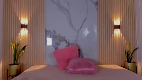 Aria Millers  online show from February 26, 11:41 am