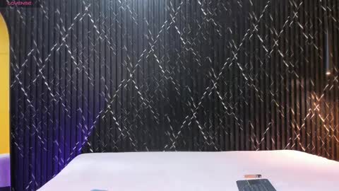 Aria Millers  online show from September 25, 11:58 am