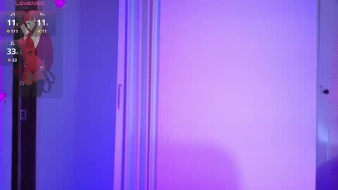 Aria online show from April 13, 2:33 pm