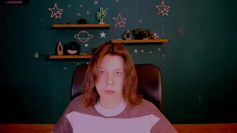 aria_wild_ online show from March 4, 9:59 am