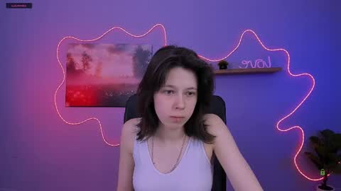 aria_wild_ online show from April 12, 6:35 pm