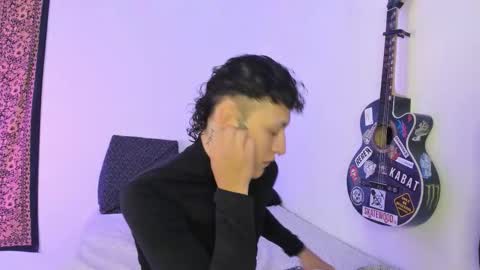 Aria and Orien online show from March 6, 12:40 am