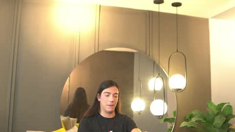 Ariaa online show from April 13, 6:46 pm