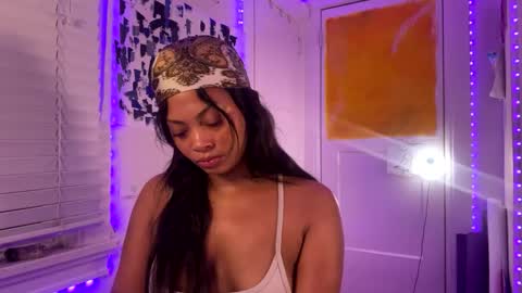 Aria Atelier online show from September 19, 7:10 am