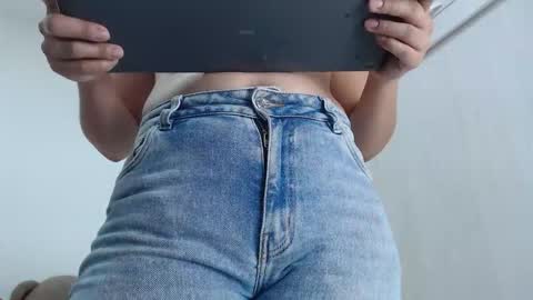 ariacoral online show from November 6, 1:12 pm