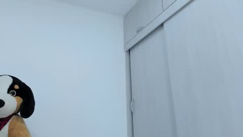 ariacoral online show from January 9, 2:42 pm