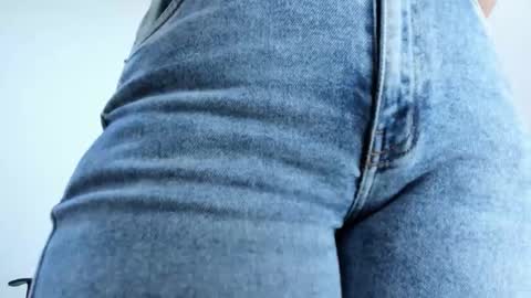 ariacoral online show from February 4, 2:12 pm