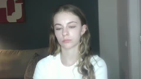 Snapshot of ariacreazy chatting on September 25, 8:34 pm AriaCreazy online show from September 25, 8:34 pm