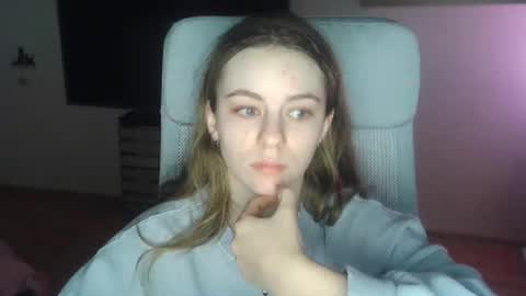 AriaCreazy online show from March 26, 9:42 pm