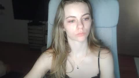 AriaCreazy online show from March 31, 8:20 pm