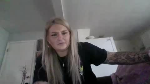 ari adams online show from February 18, 7:09 pm