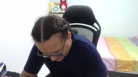 ...Ariana... online show from October 6, 5:54 pm