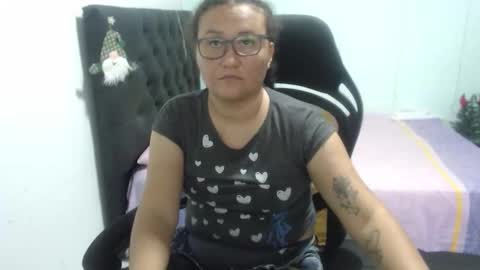 ...Ariana... online show from December 3, 8:40 pm