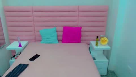 ARIADNA online show from February 5, 3:23 am