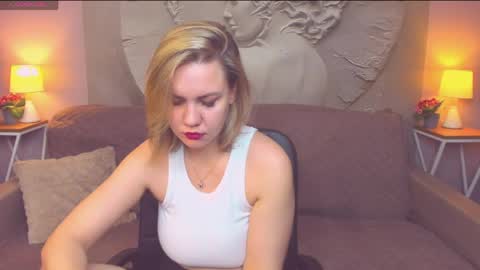 ariaeven online show from April 10, 7:35 am