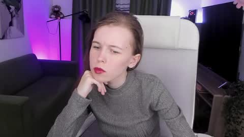 Aria online show from April 3, 8:45 am