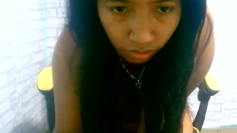 Snapshot of ariah13 chatting on May 15, 6:09 am ariah13 online show from May 15, 6:09 am