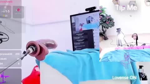 Snapshot of ariana_girl_ chatting on March 5, 5:18 am ariana girl online show from March 5, 5:18 am