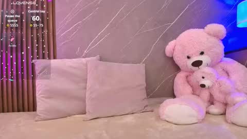 Snapshot of ariana_jhonson11 chatting on February 4, 12:11 pm Ariana online show from February 4, 12:11 pm