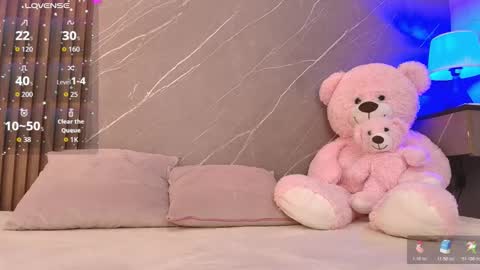 Snapshot of ariana_jhonson11 chatting on February 18, 12:23 pm Ariana online show from February 18, 12:23 pm