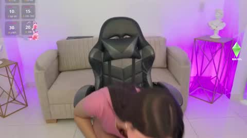 Ariana online show from January 14, 2:01 pm