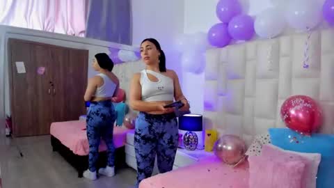  ariana  online show from November 4, 4:39 pm