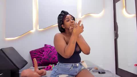 Ariana online show from March 12, 12:22 pm