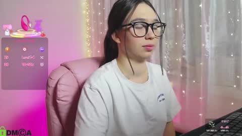 arianahot777 online show from October 13, 9:37 pm