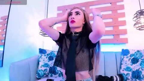 Ari  online show from September 21, 1:24 pm