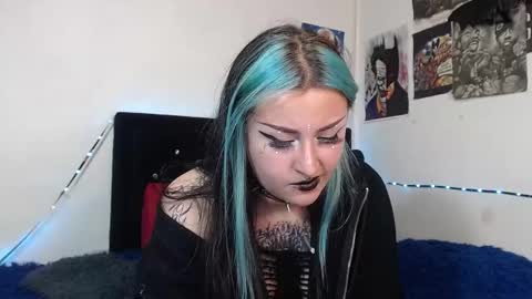 help me 100 hands up my OF is Free  online show from March 12, 5:46 am