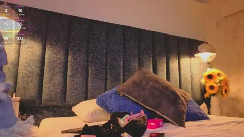 Arianna online show from March 26, 5:07 pm