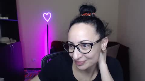 Arianna online show from February 2, 12:40 am