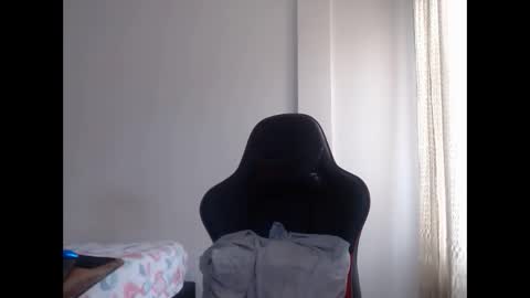 ariannaloovel online show from January 25, 5:30 pm