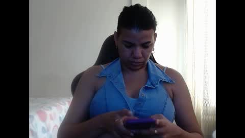 ariannaloovel online show from March 6, 8:16 pm