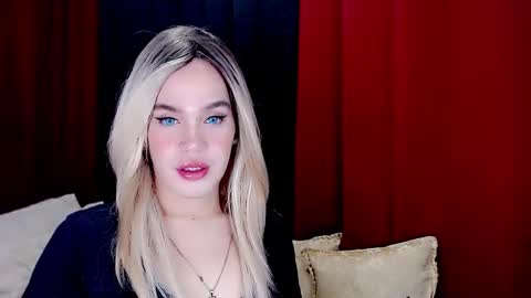 ARIANNE CUMS  online show from October 10, 7:57 pm