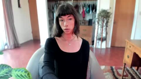 Aria  online show from August 4, 7:27 pm
