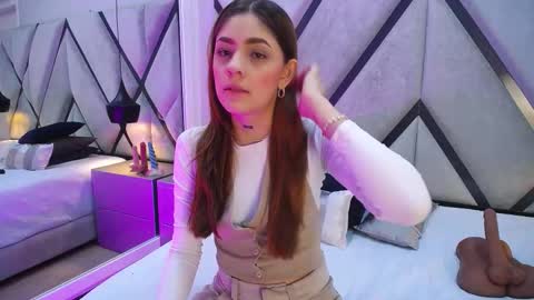 ariawillss online show from November 27, 12:07 pm