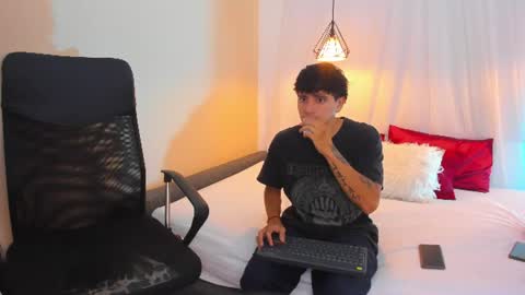 Ari and Aiden online show from June 10, 6:29 pm