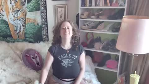 Arielle Ari online show from January 15, 4:55 pm