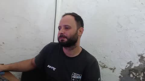 Snapshot of arield85 chatting on January 23, 3:32 pm Ariel online show from January 23, 3:32 pm