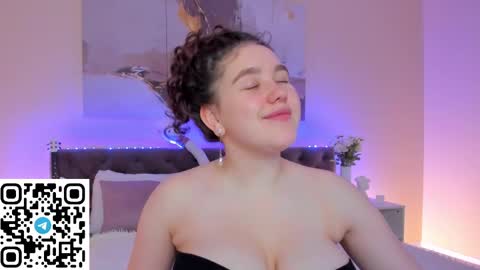 Snapshot of ariella_sol chatting on December 3, 1:08 am Ariella GTM3 Tue Wed Thu Fri Sat 0400 am-1030pm online show from December 3, 1:08 am