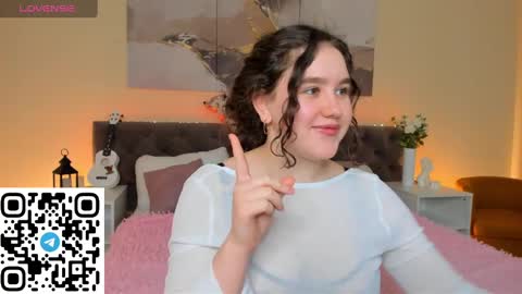 Snapshot of ariella_sol chatting on January 30, 4:27 am Ariella GTM3 Tue Wed Thu Fri Sat 0400 am-1030pm online show from January 30, 4:27 am