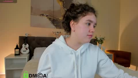Snapshot of ariella_sol chatting on October 10, 1:15 am Ariella GTM3 Tue Wed Thu Fri Sat 0400 am-1030pm online show from October 10, 1:15 am