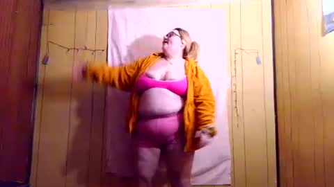 ariellejade06 online show from February 6, 5:56 am