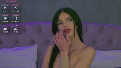 Ariell online show from January 25, 6:46 pm