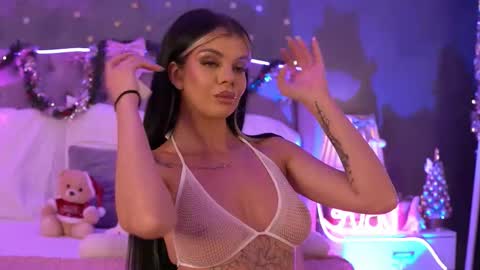 Ariell online show from December 20, 6:15 pm