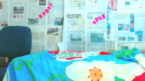 Snapshot of arielnoir6958 chatting on February 21, 2:01 am Ariel Aoir online show from February 21, 2:01 am